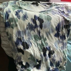 Loose small sized shirt